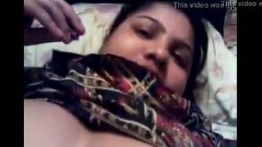 Horny Desi Bhabhi Gets Her Boobs Groped And Enjoyed Nicely Captured On