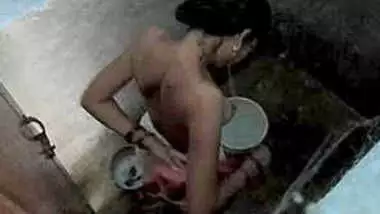 Desi Bhabhi Bathing Secretly Captured Indian Amateur Sex