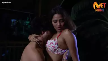 Xnxnxxxx Com Hot Sex Sexy - New Indina Ullu Hot Bhidhi Web Series Xnxxx Video wild indian tube at  Indiansexbar.mobi
