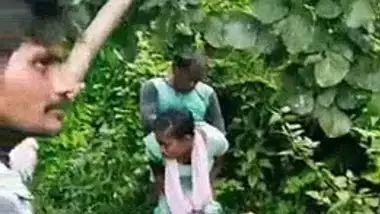 Girl Rap Jangal Hardfuck - Poor Village Girl Fucked By A Gang In The Forest indian amateur sex