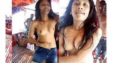 Desi Topless - Desi Babe Topless Dance indian amateur sex