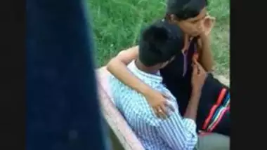 Xxx Bangla Rafkas - Lover Romance And Fucked In Park indian amateur sex