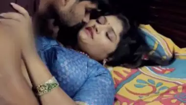 380px x 214px - Telugu Aunty Romancing With Young Man indian amateur sex