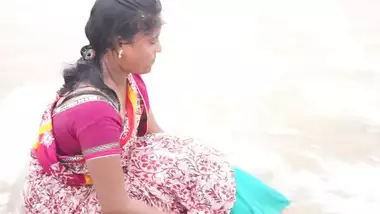 Tamil Nadu Girls Sex In Public Park Beach wild indian tube at  Indiansexbar.mobi