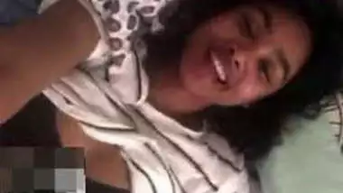 380px x 214px - Bengali Girl Masturbating On Video Call indian amateur sex