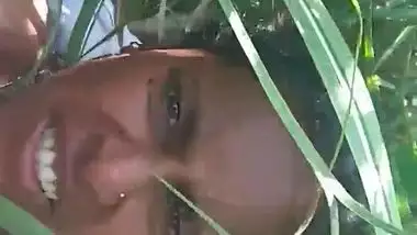 Desi Girl Sex In Jangal Rep - Jharkhand Desi Jungle Rape Xxx Record Video wild indian tube at  Indiansexbar.mobi
